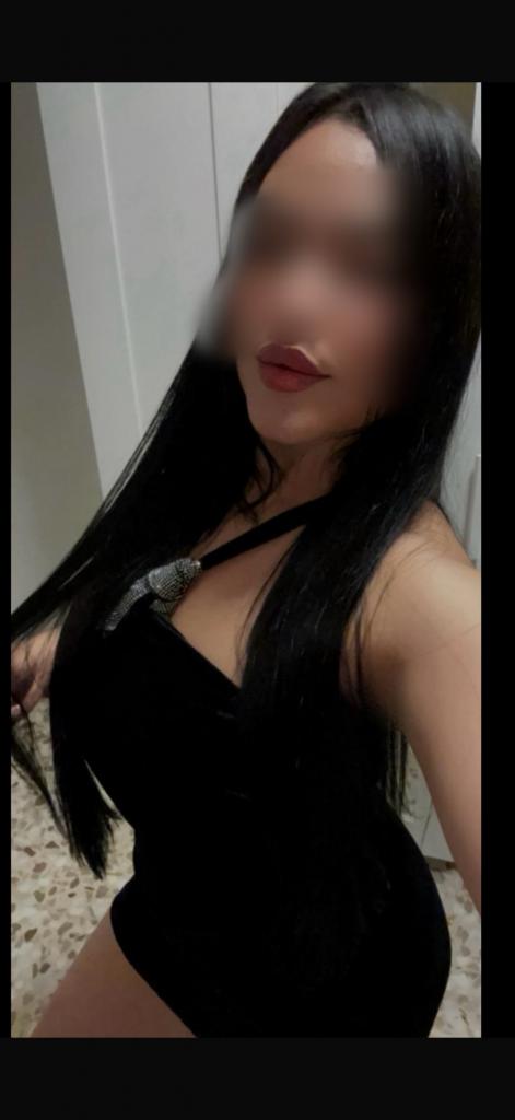 632879499: Chica busca chico en Tarragona