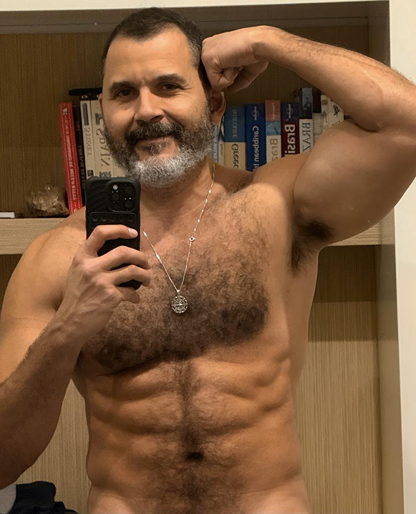 Chico busca chica en Málaga: 