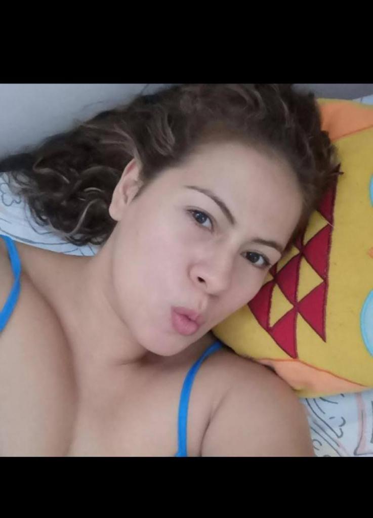 632992394: Chica busca chico en León