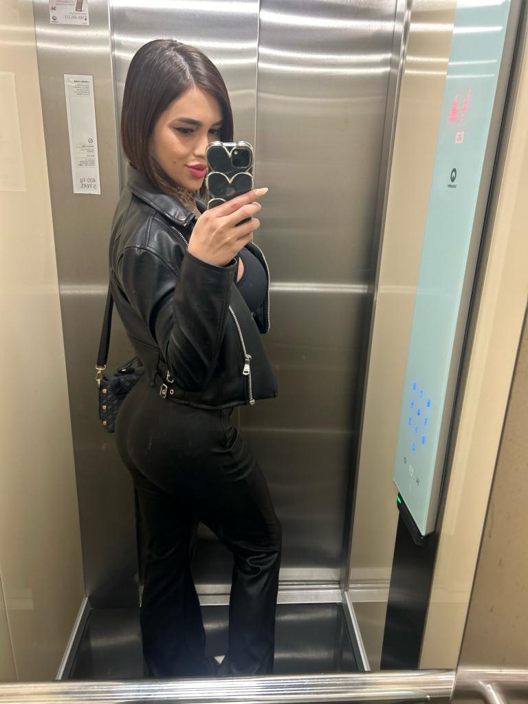 613258680: Travesti en Pontevedra