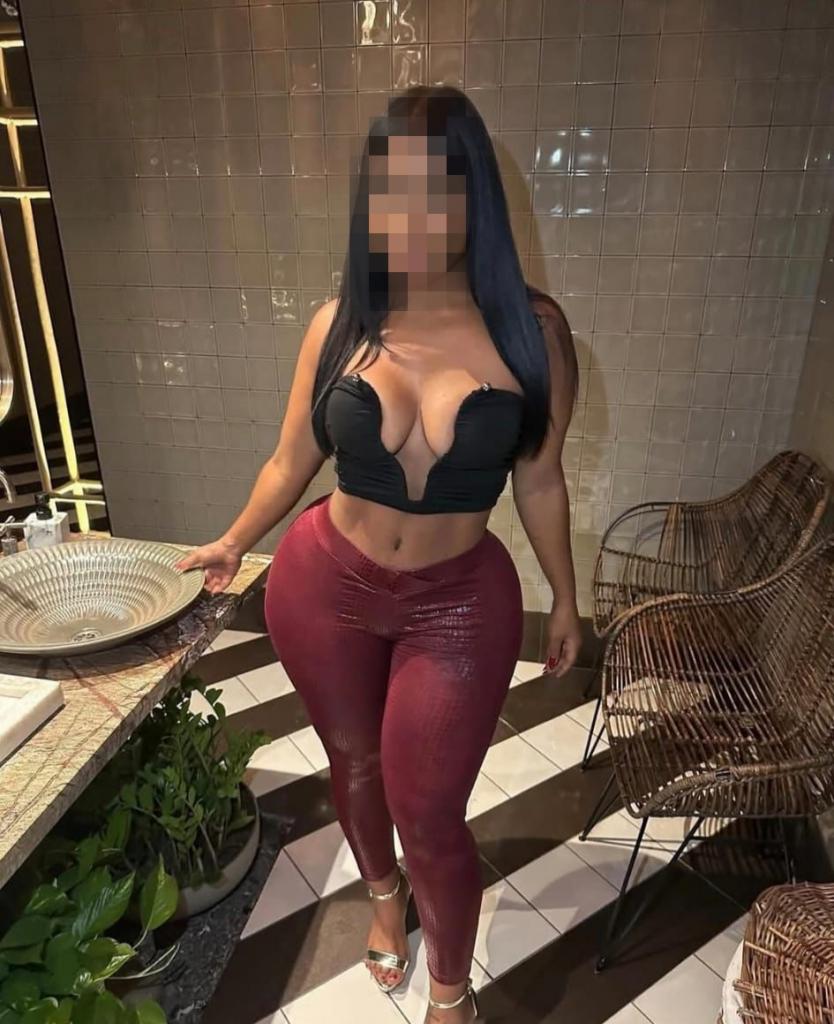 672541298: Chica busca chico en Huesca