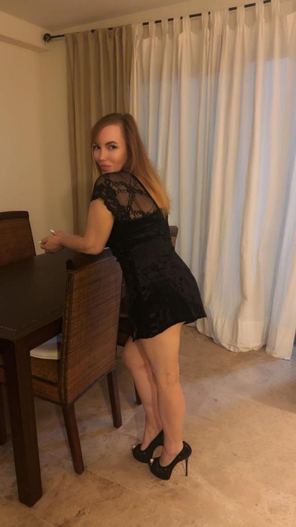 647026795: Chica busca chico en Alicante