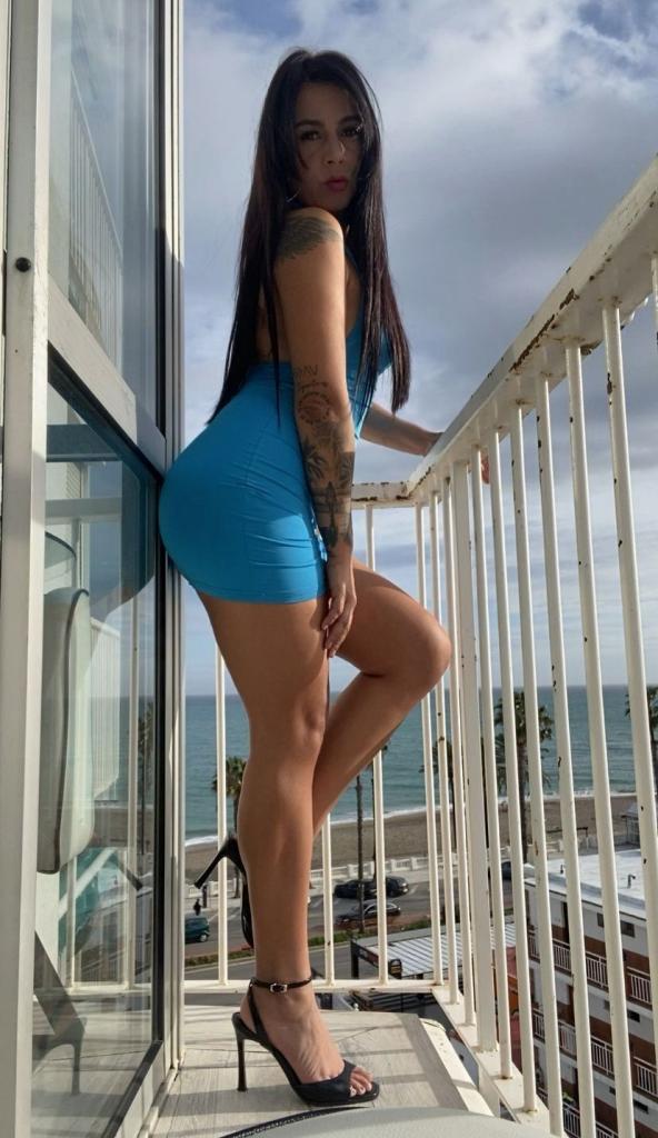 610865194: Chica busca chico en Málaga