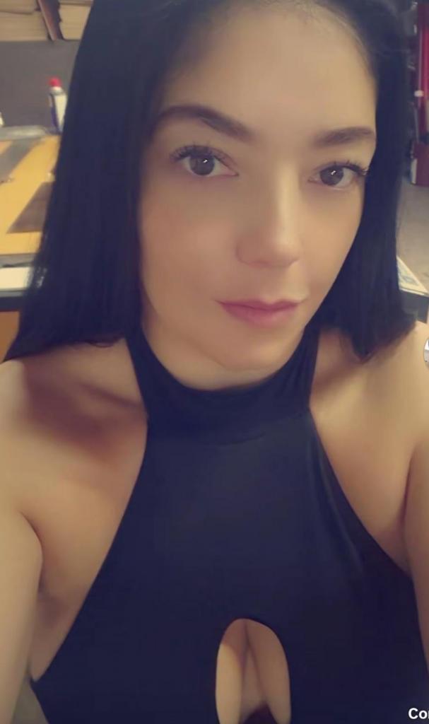 664707246: Chica busca chico en Jaén