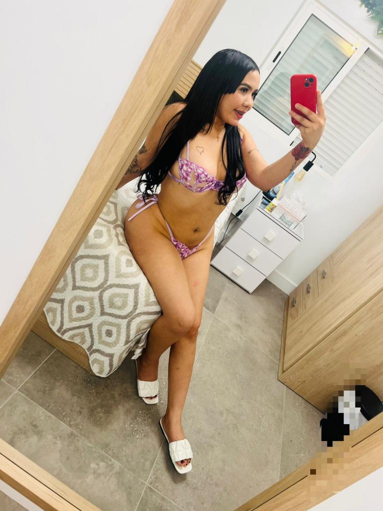 647226658: Chica busca chico en Málaga