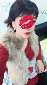 613725934: Chica busca chico en Madrid