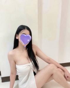 614780283: Chica busca chico en Lérida