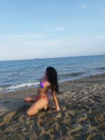 614584243: Chica busca chico en Almería