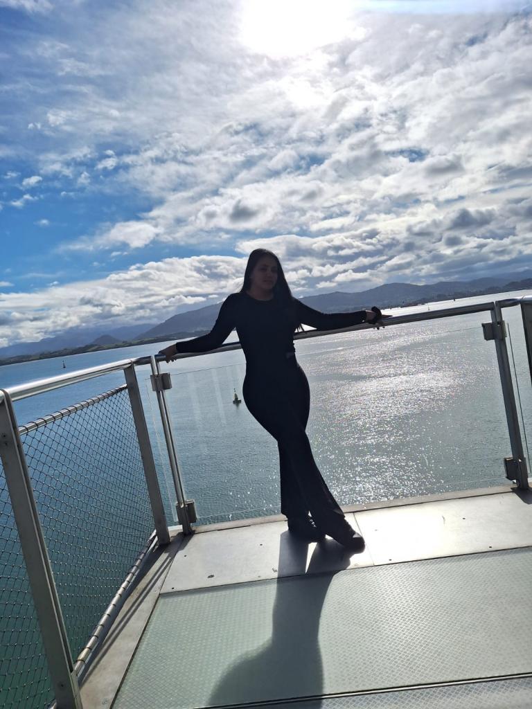 613821179: Chica busca chico en Cantabria