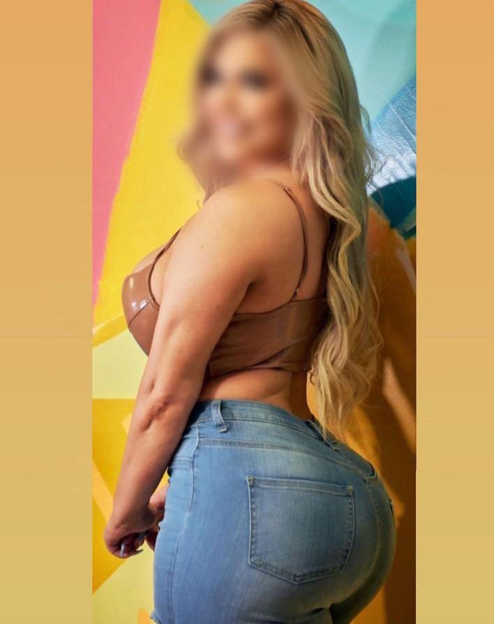 641704925: Chica busca chico en Murcia