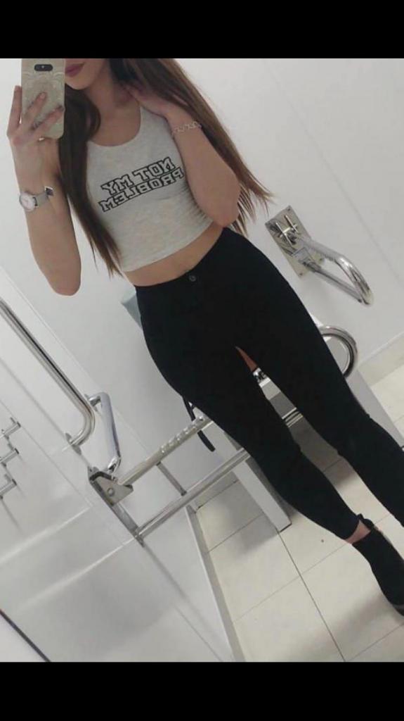 Chica busca chico en Lérida: 