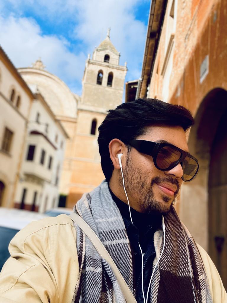 Chico busca chica en Mallorca: 