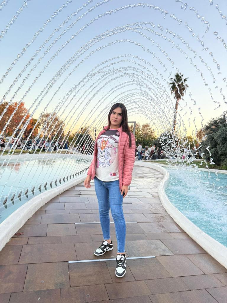 641435576: Transexual en Valencia