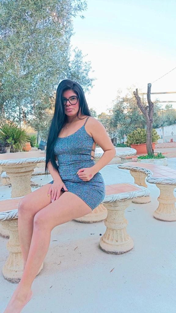 Chica busca chico en Cádiz: 