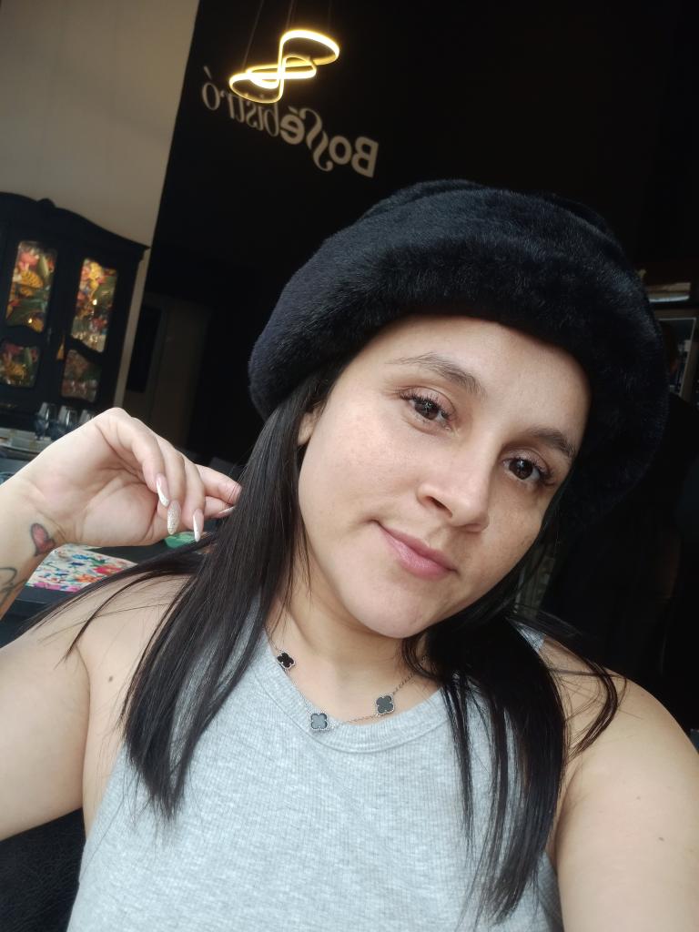 Chica busca chico en Huelva: 