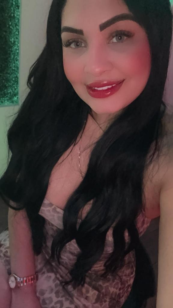 Chica busca chico en Cádiz: 