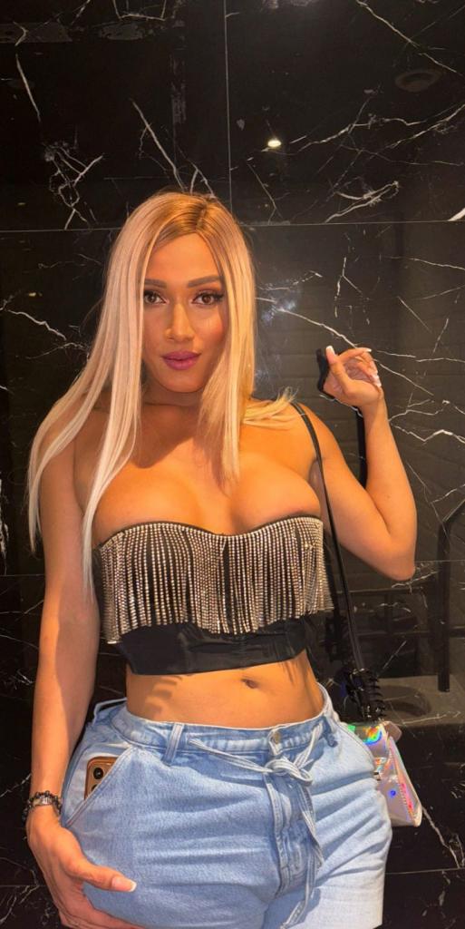 654788770: Travesti en Gerona