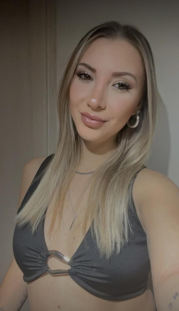 621040899: Chica busca chico en Cádiz