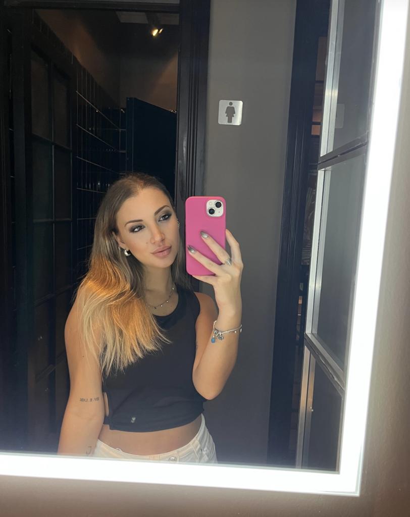 Chica busca chico en Cádiz: 