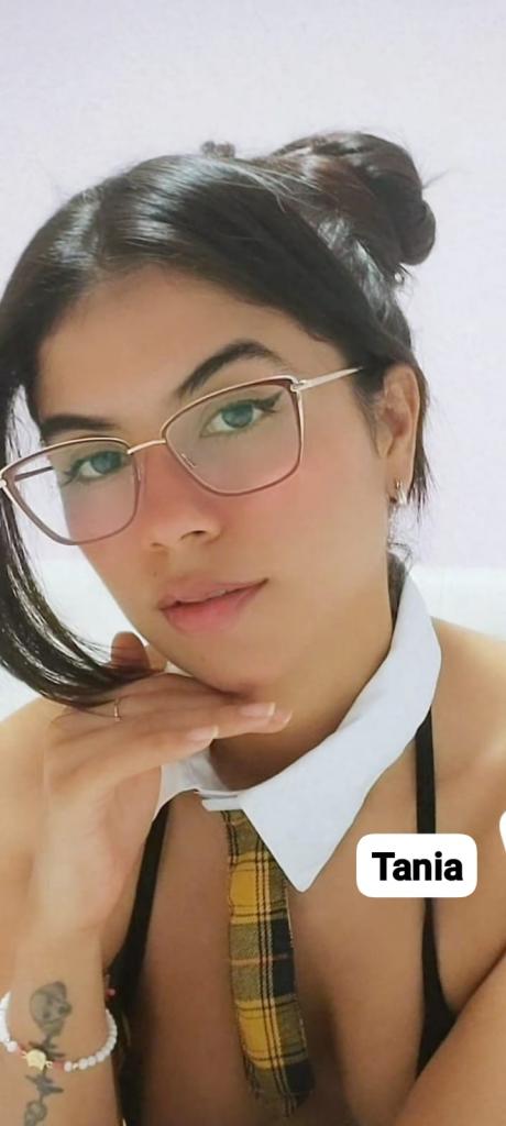 612268951: Chica busca chico en Gerona