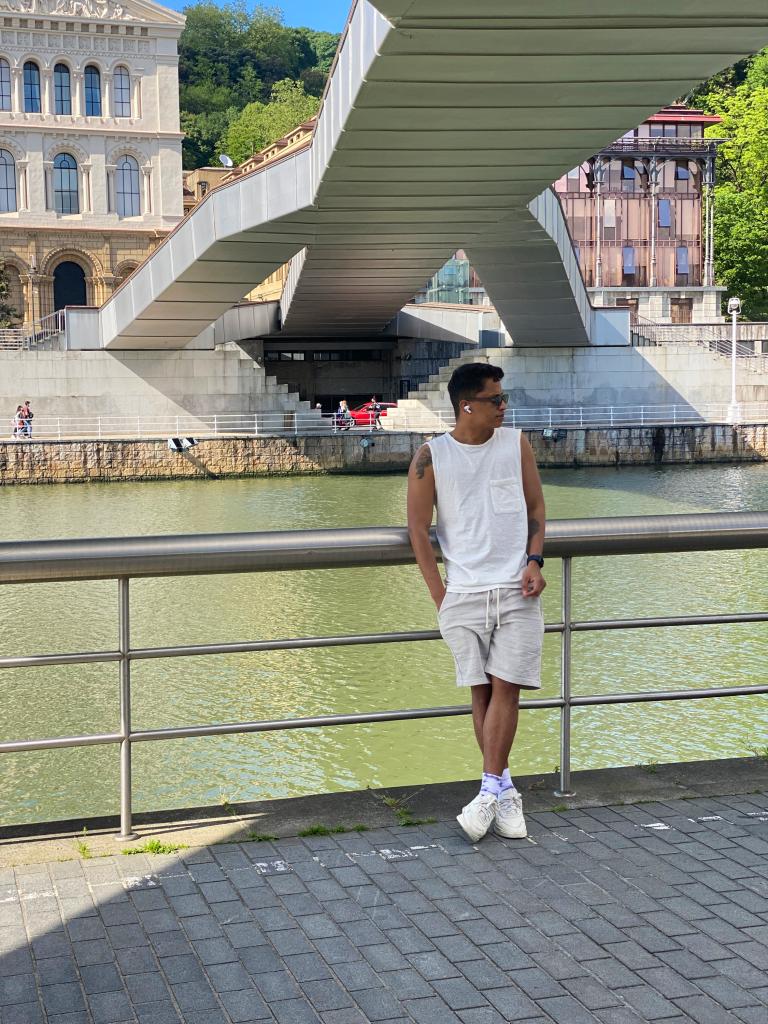 Chico busca chica en Vizcaya: 