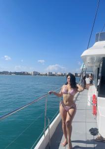 643054264: Chica busca chico en Cantabria