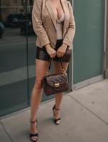 602846252: Chica busca chico en Sevilla