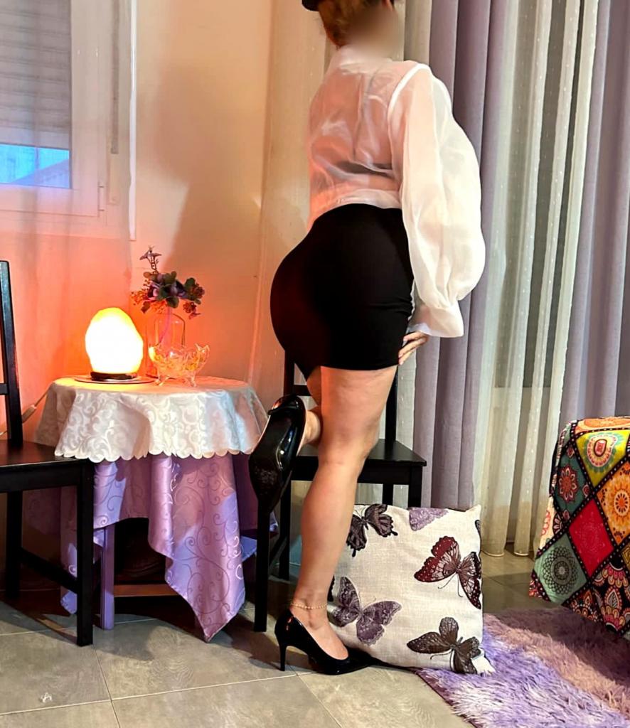 650023221: Chica busca chico en Sevilla