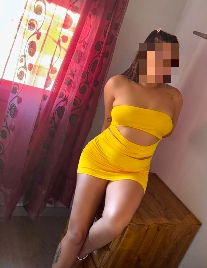 Chica busca chico en Almería: 