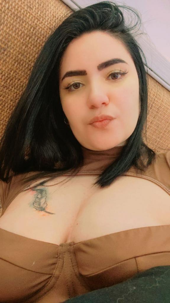 Chica busca chico en Cádiz: 