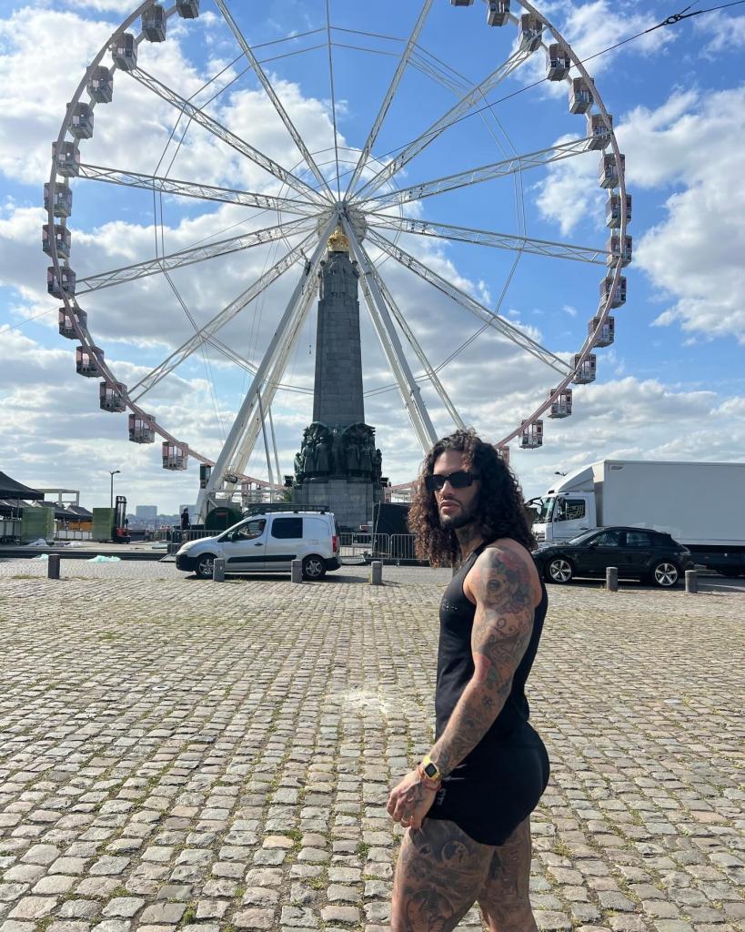 Chico busca chica en Burgos: 