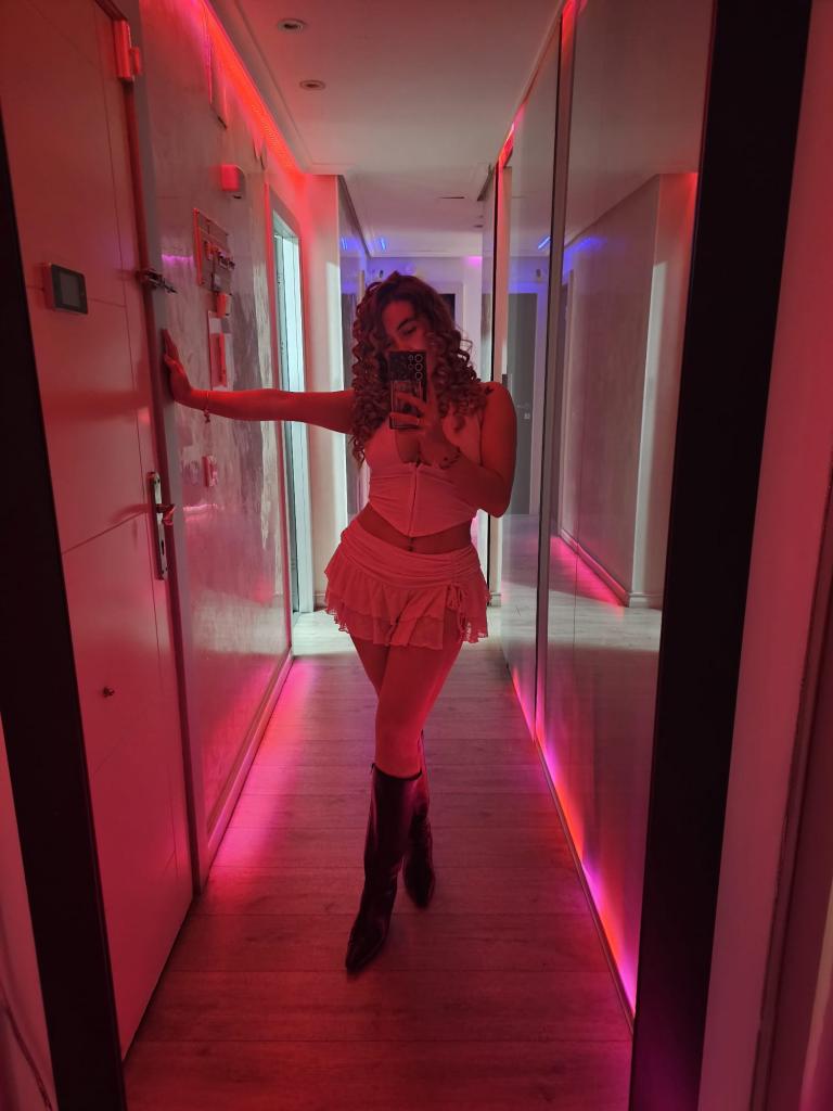 604240778: Chica busca chico en Cantabria