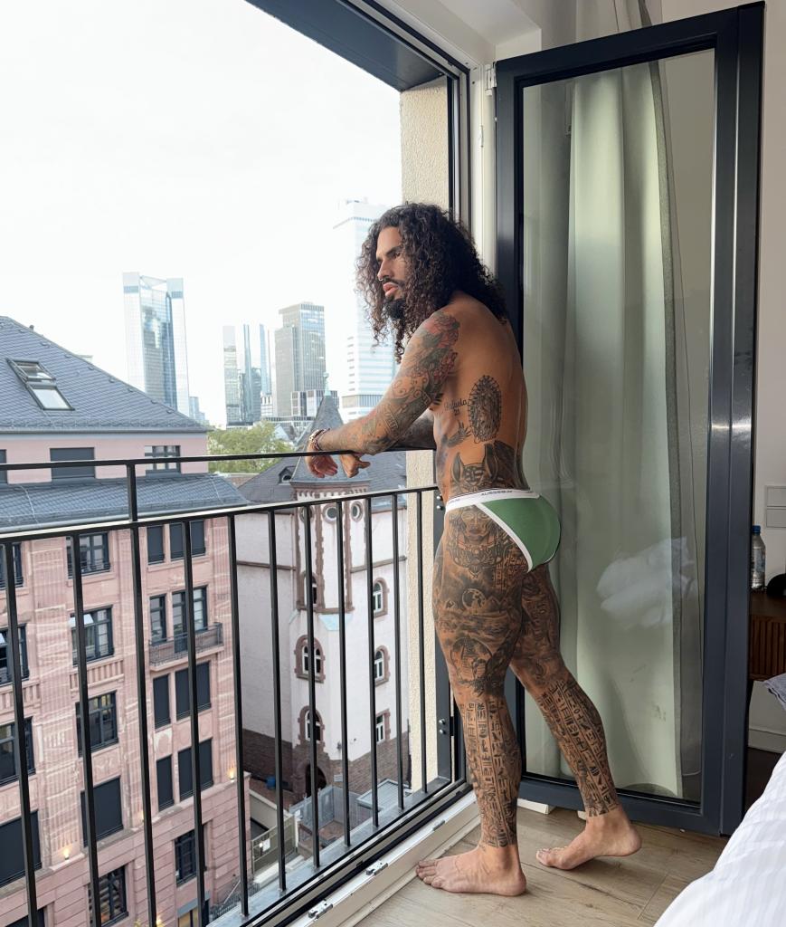 Chico busca chica en Burgos: 