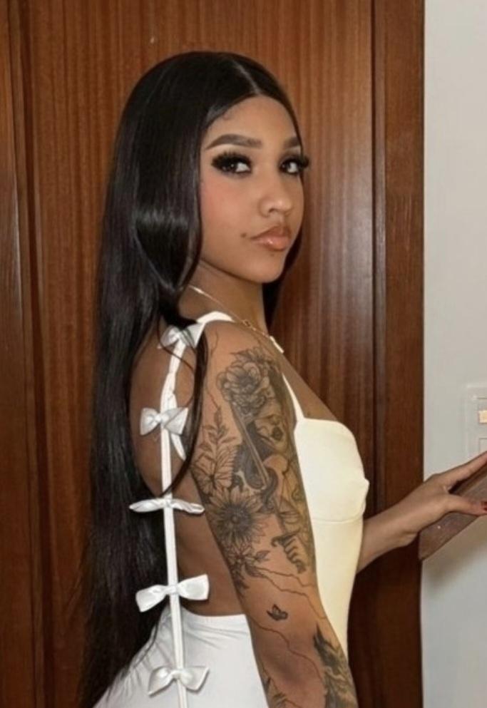 680615957: Chica busca chico en Pontevedra