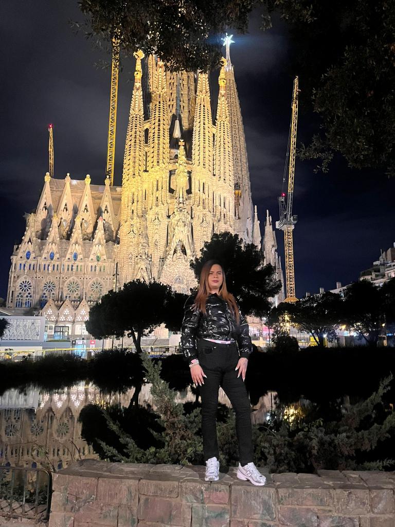 657399881: Transexual en Barcelona