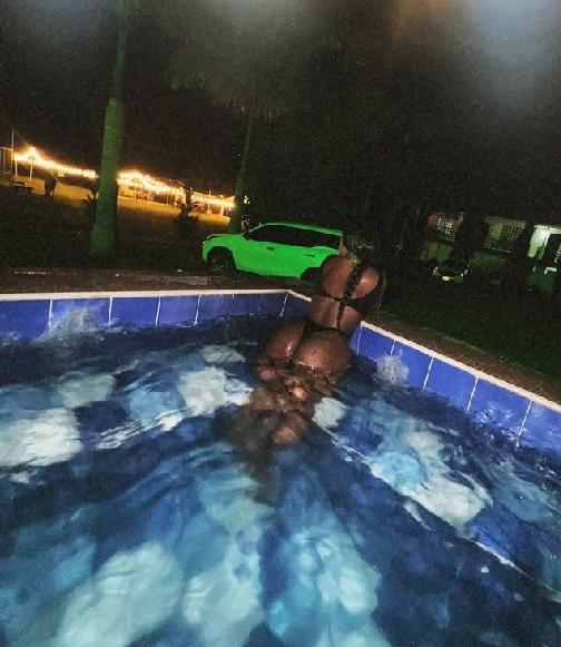 610976790: Chica busca chico en Zaragoza