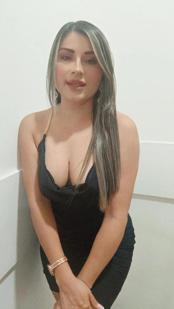 Chica busca chico en Valencia: Chica busca chico