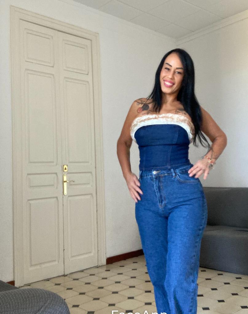 Chica busca chico en Barcelona: 