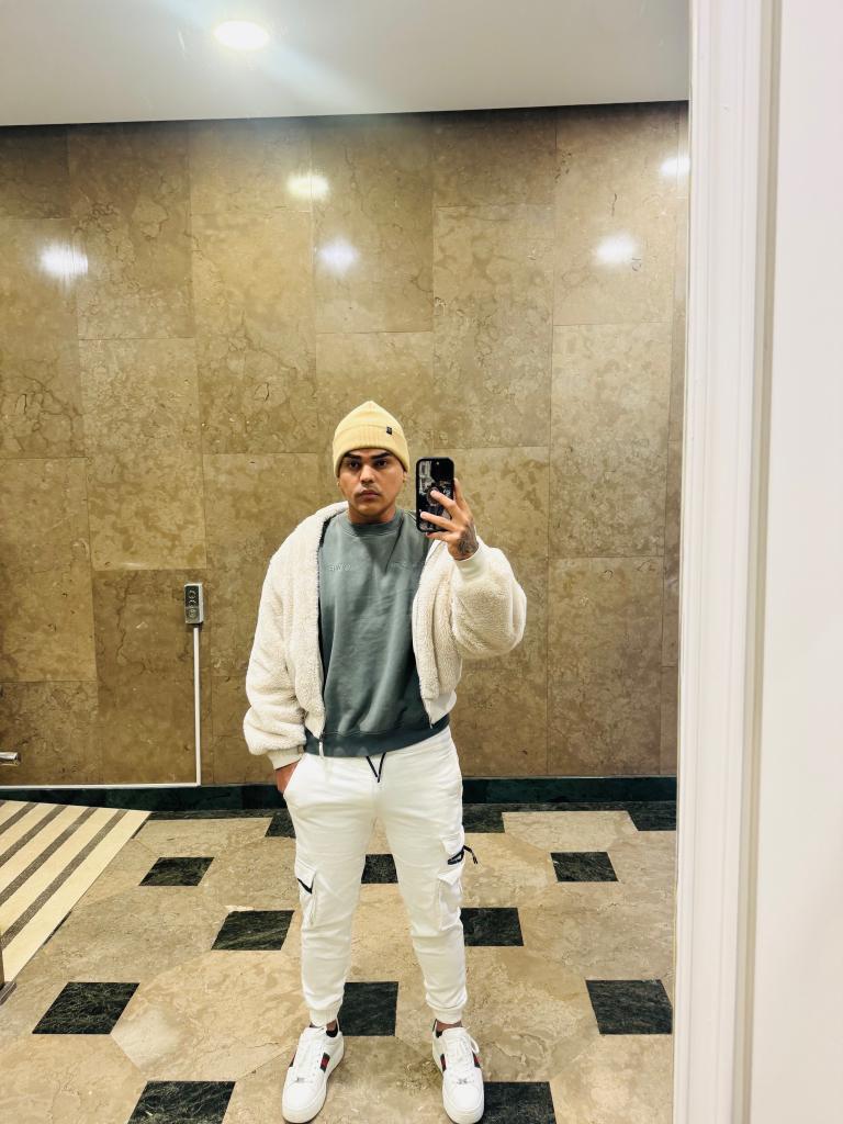 Chico busca chica en Burgos: 