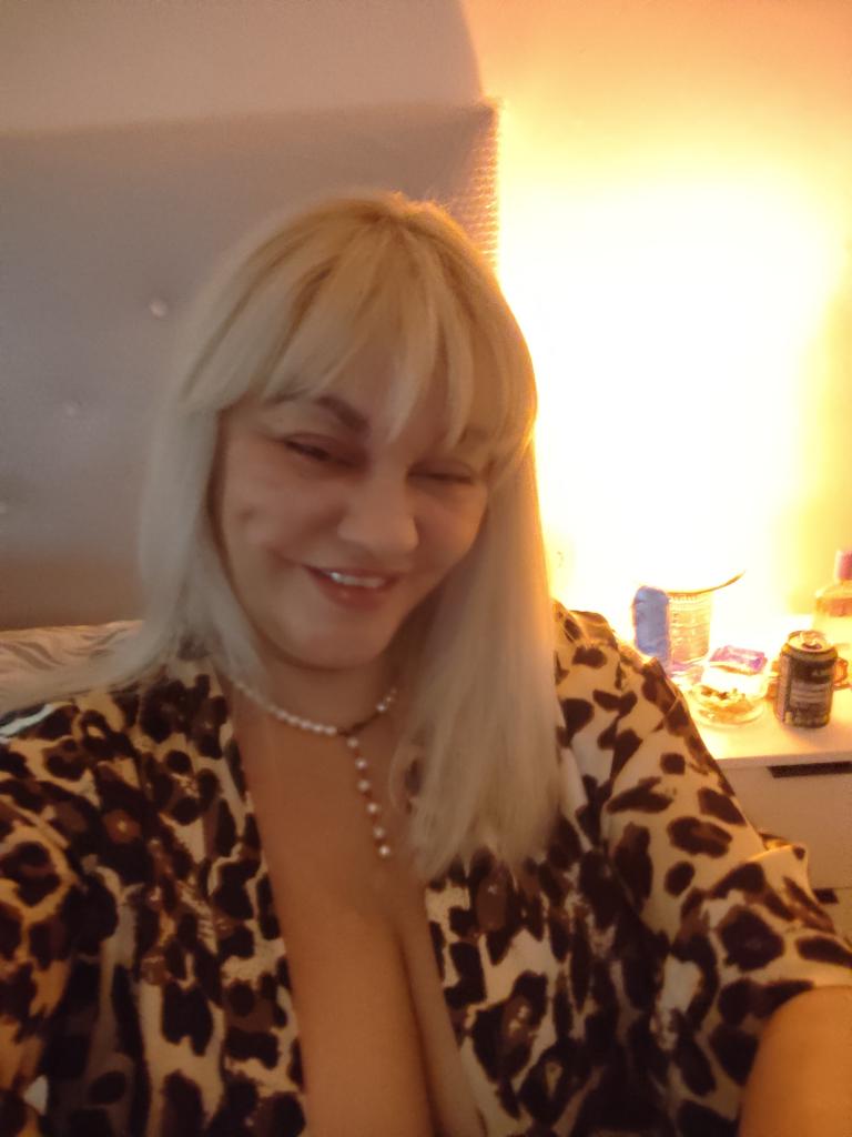 Chica busca chico en Murcia: 