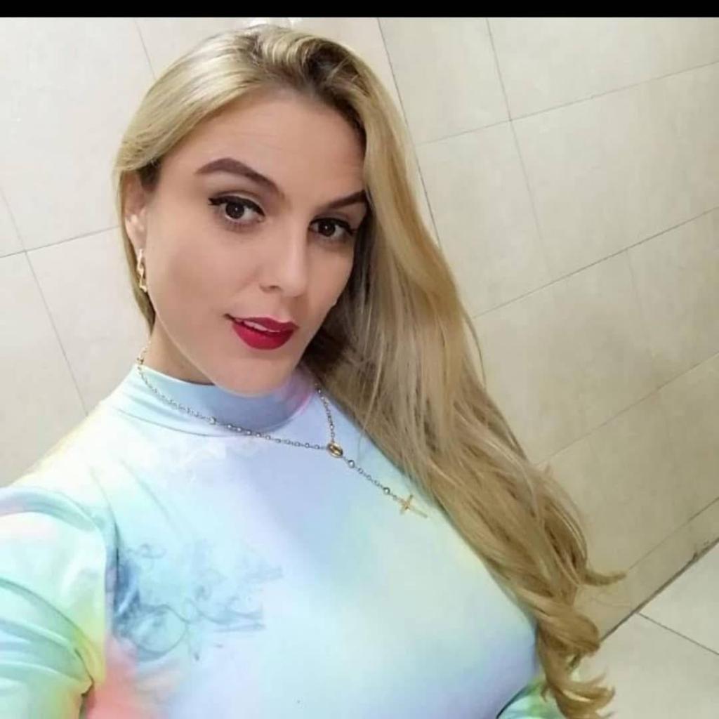 642990819: Chica busca chico en León