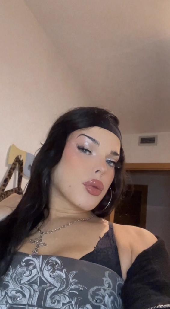 638605415: Travesti en Barcelona