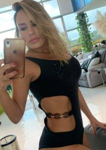 658364992: Chica busca chico en Málaga