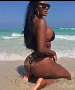 604252527: Chica busca chico en Pontevedra