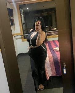 603866181: Chica busca chico en Barcelona