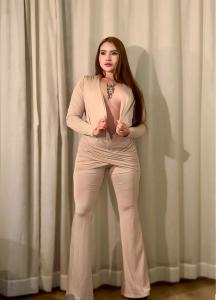 647254110: Chica busca chico en Lérida