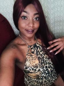 671829110: Chica busca chico en La Coruña