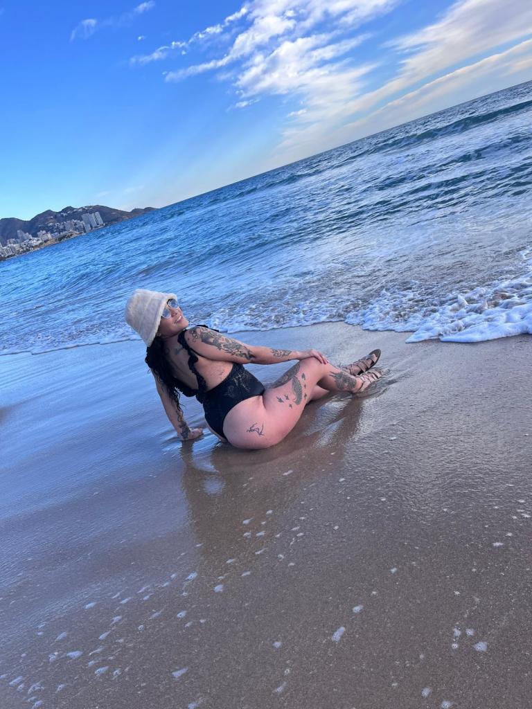 Chica busca chico en Alicante: 