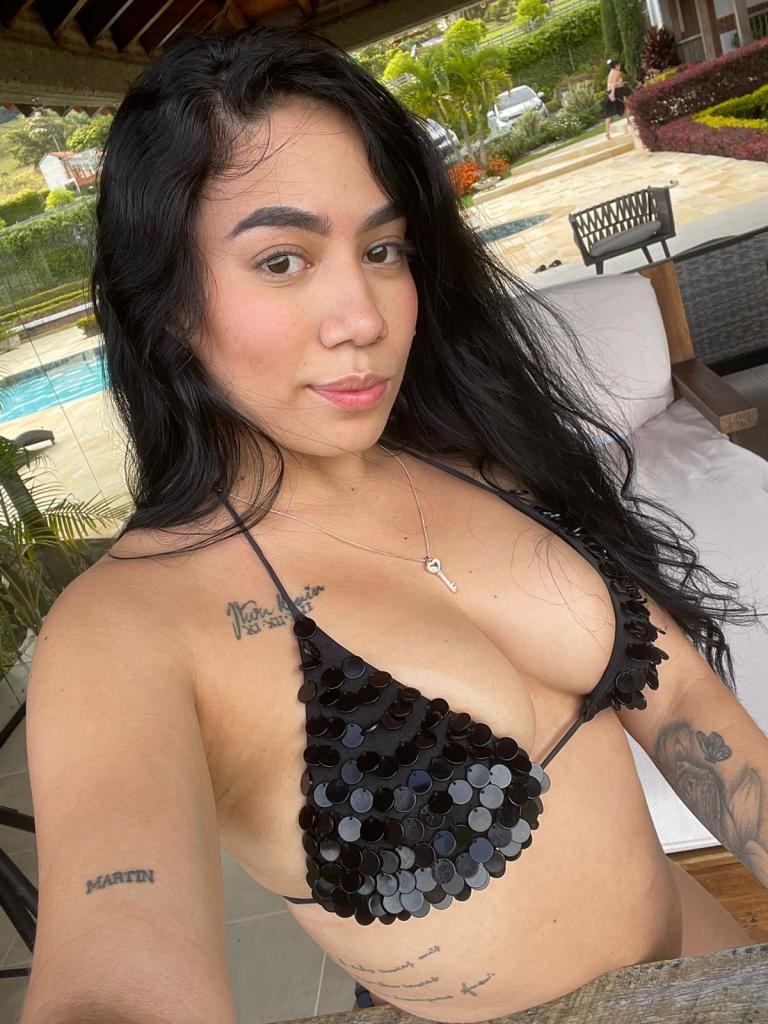 Chica busca chico en Almería: 