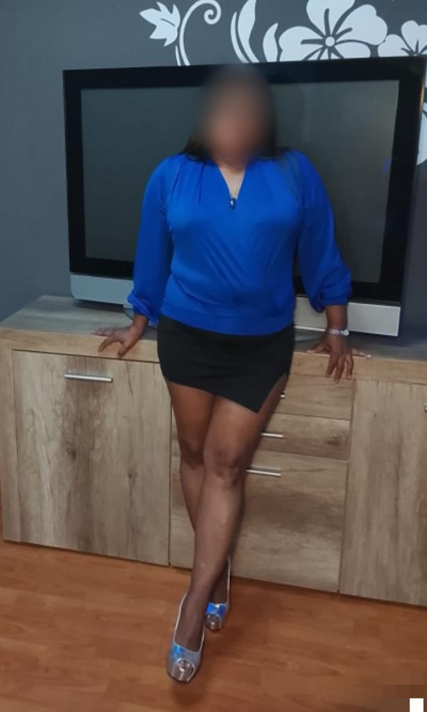 624448922: Chica busca chico en Pontevedra